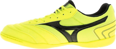 Këpucë futbolli për në palestër Mizuno Mrl Sala Club IN M Q1GA220345, për burra, me shollë që s’len shenja, ngjyrë e verdhë neon