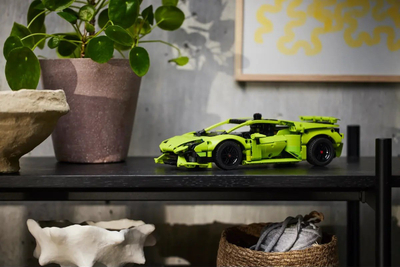 Set LEGO Technic Lamborghini Huracán Tecnica 42161, model sportiv, jeshile