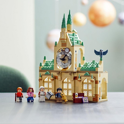 Set lodër LEGO Harry Potter Hogwarts Hospital Wing (76398)