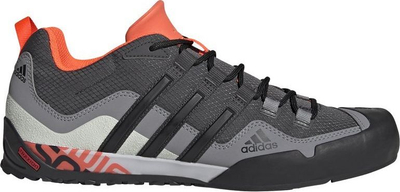 Atlete burri Adidas Terrex Swift Solo, nr. 43, ngjyrë gri
