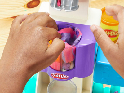 Сет за игра Play Doh Rainbow Swirl Ice Cream, многуобојна пластелина, аксесоари за сладолед, многуобоен