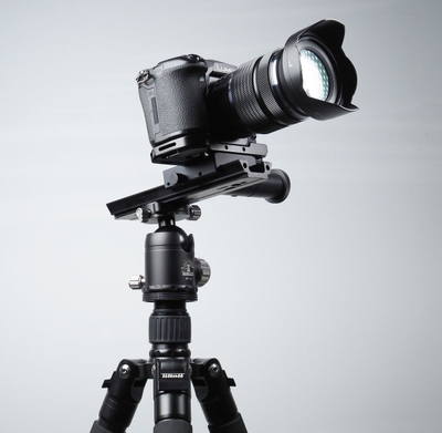 Shinë fokusi makro Kaiser 6556, QR Plate Arca-Swiss, dorezë e hollë, e zezë