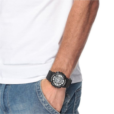 Orë dore Casio The G/G-SHOCK GA 110BW-1A