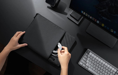 Foder laptopi Tomtoc Voyage A10, 13", dizajn i thjeshtë, i zi