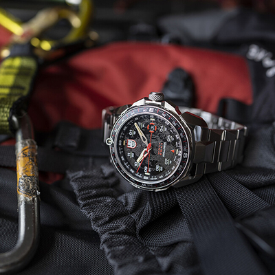 Orë dore Luminox Land ICE-SAR Artic XL.1202