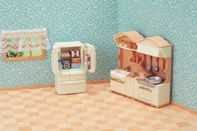 Сет кујнски игри Sylvanian Families Kitchen Play Set, со фрижидер, шпорет и мијалник, шарен