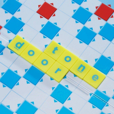 Lojë Mattel Scrabble Junior Disney (HBF11)
