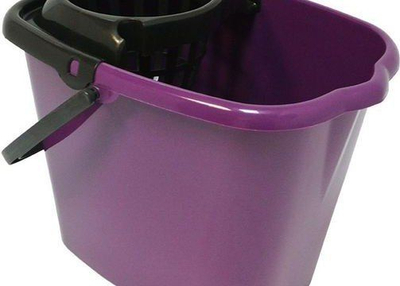 Kove plastike me shtrydhës, 12L, për mop, ngjyra nga më të ndryshmet