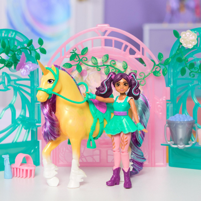 Set lodrash Spin Master Unicorn Academy Ava Doll and Leaf, stalla e unicorn-it me 15 aksesorë, shumëngjyrësh