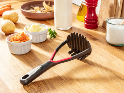 Shtypëse patatesh Tefal Ingenio K2071214, najlon rezistent, e zezë