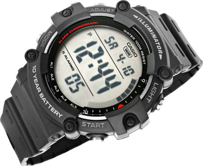 Orë dore Casio AE1500WH 1, dixhitale, që s’e ha uji deri në 100m, e zezë