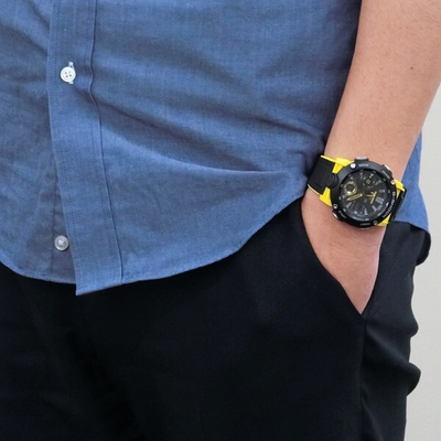 Orë dore Casio G-Shock Carbon Core Guard GA-2000-1A2ER (633)