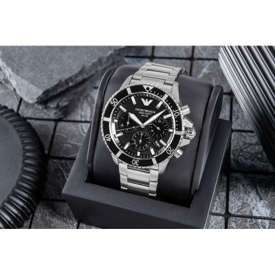 Рачен часовник Emporio Armani AR11739 Chronograph Holiday 2025, кварц, не’рѓосувачки челик, сребрен