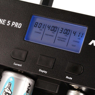 Karikuesi Ansmann Powerline 5 Pro, për bateri AA/AAA/C/D/9V, ekran LCD, i zi