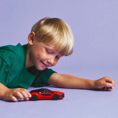 Set ndërtimi LEGO Red Sports Car, makinë sportive, e kuqe