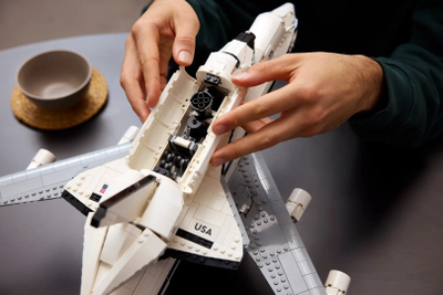 Lodër konstruktore LEGO Icons 10360 Shuttle Carrier, 2417 pjesë, për të rritur, shumëngjyrëshe