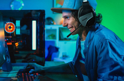 Kufje gaming Vertux Malaga, over ear, me mikrofon, blu e zezë
