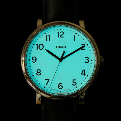 Orë dore Timex T2N339