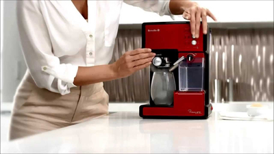Апарати за кафе со притисок Breville Prima Latte BRVCF046X, автоматски систем за пенење, компатибилен со мелеано кафе и под-капсули, сребрен