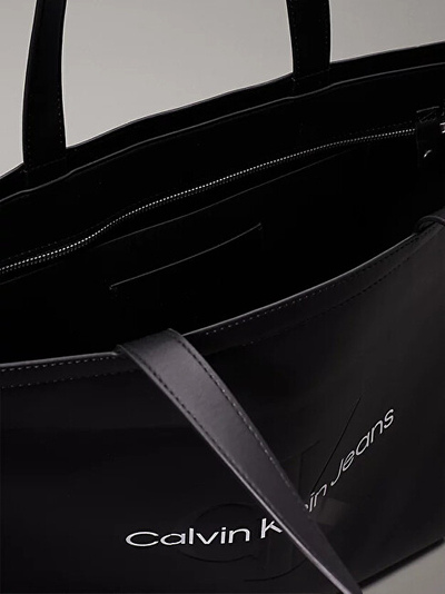 Çantë për femra Calvin Klein, e zezë