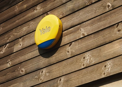 Sirenë e jashtme Yale Outdoor Siren, 100dB, për Yale Home App, e verdhë