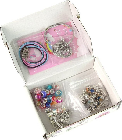 Set bizhuterish LEAN Toys, byzylykë edhe zinxhirë, rruaza plastike shumëngjyrëshe