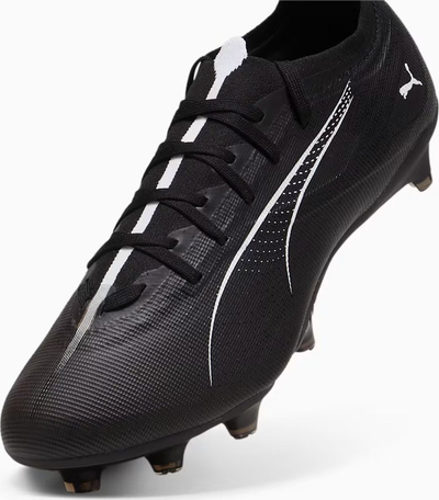 Këpucë futbolli Puma Ultra 5 Match FG MG 107687 02, për meshkuj, terren i thatë dhe sintetik, të zeza