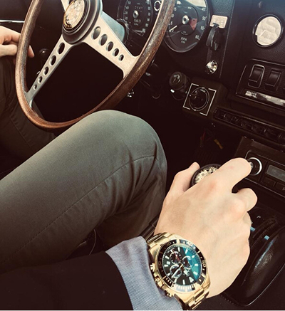Orë dore Jaguar Exucutive Diver J864 / 4