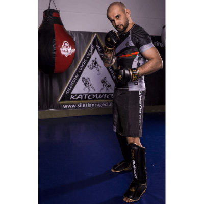 Mbrojtëse kërciri dhe shpute Bushido SP-10v4, për MMA, e zezë