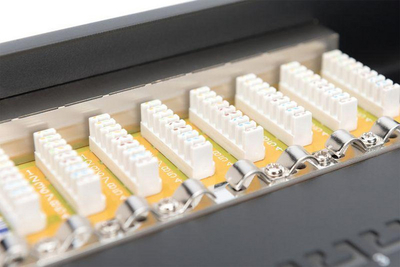 Patch panel rrjeti Digitus CAT 6 Class E, 16 porta, 19", i zi