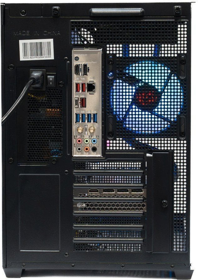 Kompjuter gaming X G500, Ryzen 7 9700X, 64GB RAM, RTX 5070 Ti, 1TB SSD