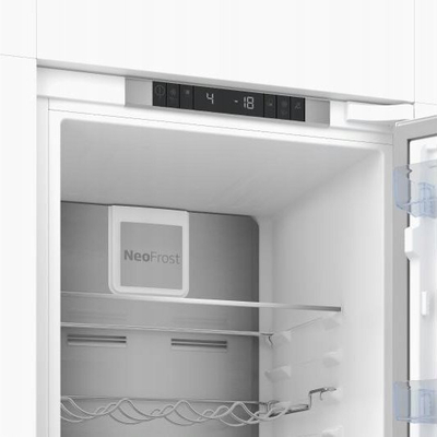 Frigorifer inkaso Beko BCNA306E4ZSN, 284L, No Frost, i bardhë