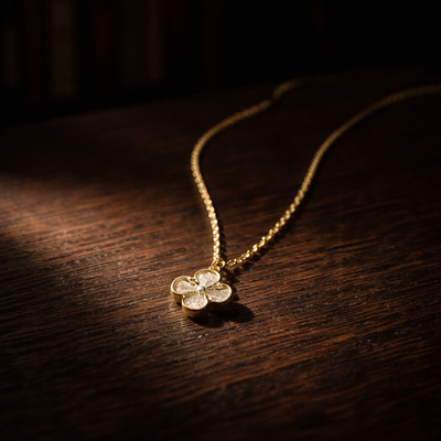 Varëse Van Cleef – Elegancë që nuk del kurrë nga moda