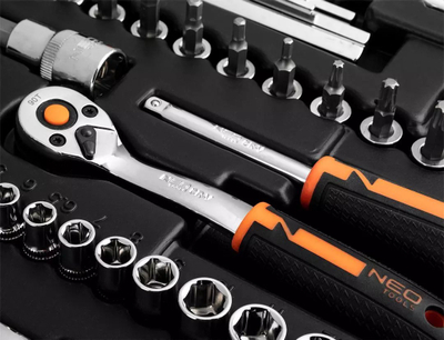 Set veglash Neo Tools 10-070, 126 copë, çelik krom vanadium, me valixhe plastike