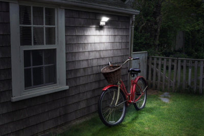Reflektor LEDvance LED, 4W, me sensor PIR, i bardhë