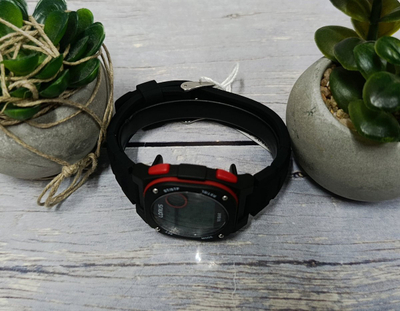 Ora digjitale Lorus Youth Sports R2327QX-9, 38mm, rezistente ndaj ujit 100m, e zezë