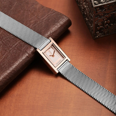 Orë dore Trussardi T-Strict R2453155503