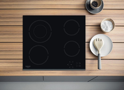 Pllakë për gatim Hotpoint-Ariston HR 632 B