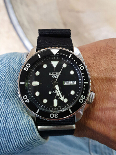 Orë dore Seiko 5 Sports SRPD55K3
