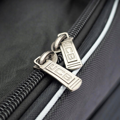 Çantë veglash JCB Tool Bag 26", dorezë teleskopike, me rrota, e zezë