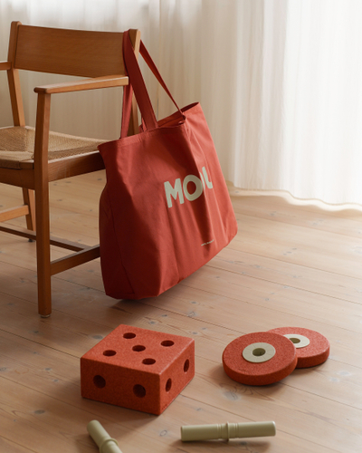 Çantë udhëtimi MODU Burnt Orange, tekstil i ricikluar, madhësi e madhe, portokalli e djegur