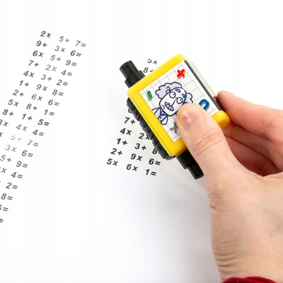 Shtypës matematikor Kidea Derform, rrotullues, për radhitjen e veprimeve