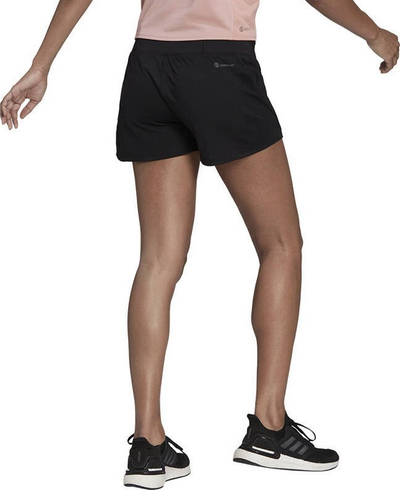 Shorts sportiv për goca adidas WTR HIIT KNT Shorts W HD0667, i lirshëm, komod, i zi