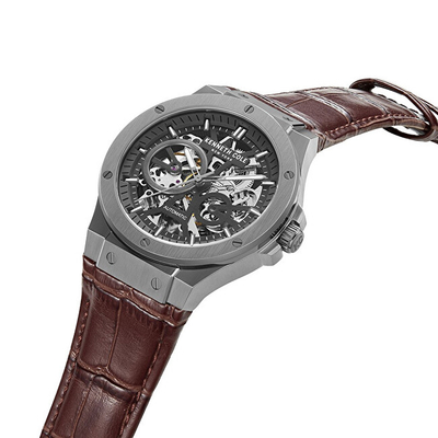 Orë për meshkuj Kenneth Cole, e kaftë