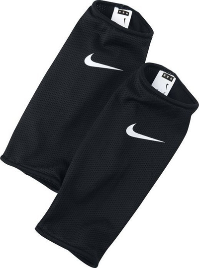 Mënga mbrojtëse futbolli Nike Guard Lock Sleeve, masa M, të zeza