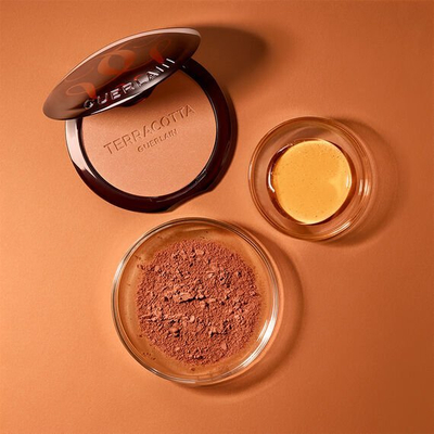 Pudër bronzuese Guerlain Terracotta Bronzer Nude, efekt sikur e ke nga dielli, për çdo lloj lëkure