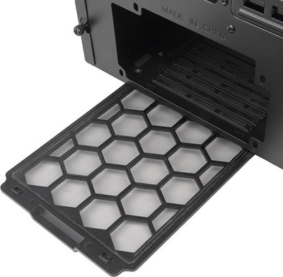 Kasë SilverStone Seta D1, Midi Tower