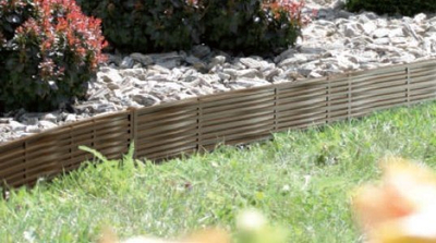 Skaj kopshti për bar, 390 cm, plastikë rezistente, ngjyrë kafe