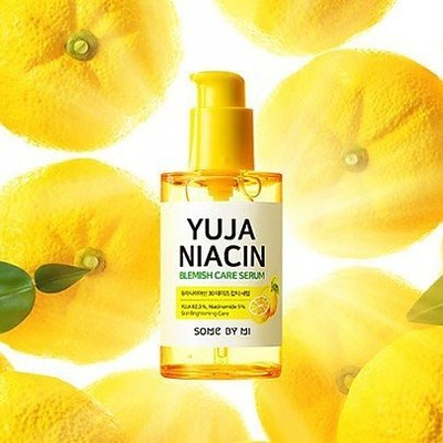 Serum për fytyrë Some By Mi Yuja Niacin, kundër njollave, ndriçues, me ngjyrë të verdhë
