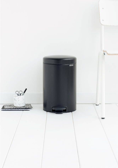 Shportë mbeturinash Brabantia, 12l, e zezë